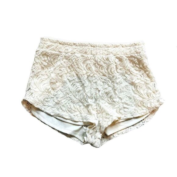 Womens Ambiance Apparel Ivory Lace Pull-On Waist Shorts - Sz S - Picture 1 of 1